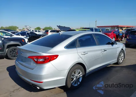 2015 Hyundai Sonata Se из США, поврежденный, VIN 5NPE24AF2FH019218